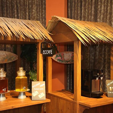 Fukuoka Chapel Coconuts Hotel Ipolani מראה חיצוני תמונה