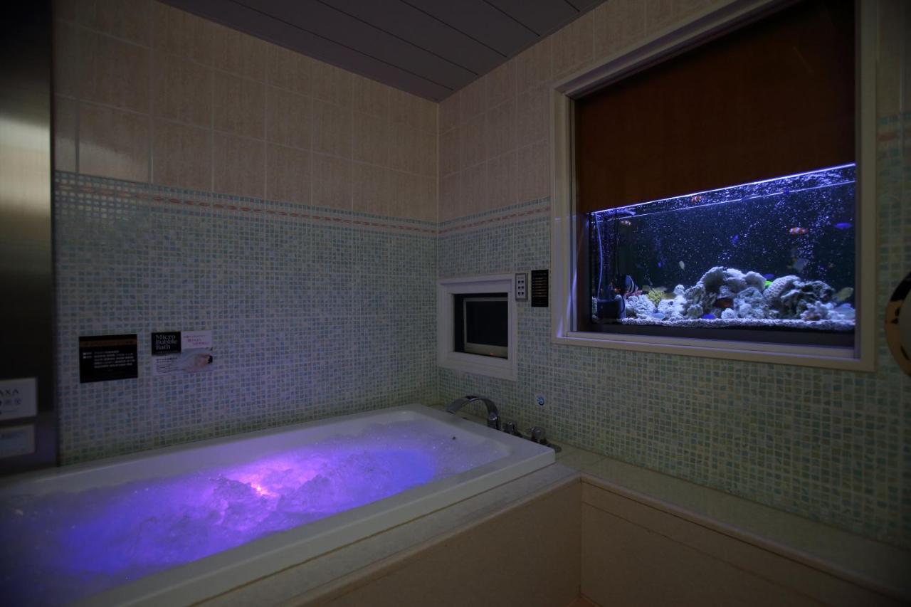 Fukuoka Chapel Coconuts Hotel Ipolani מראה חיצוני תמונה