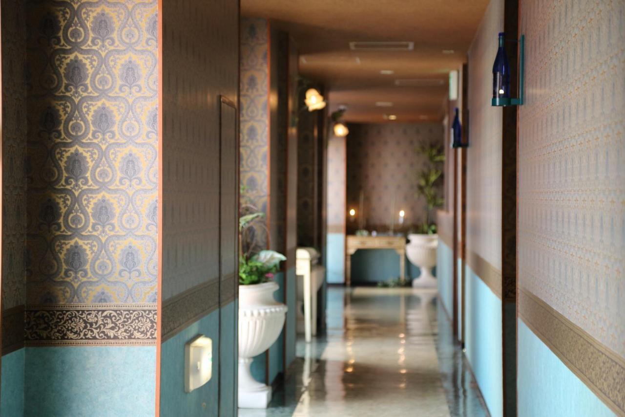 Fukuoka Chapel Coconuts Hotel Ipolani מראה חיצוני תמונה